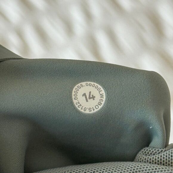 Lululemon Base Pace High-Rise Crop - Picture 5 of 5